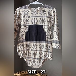 Kate Quinn Black Snow Flake Bubble